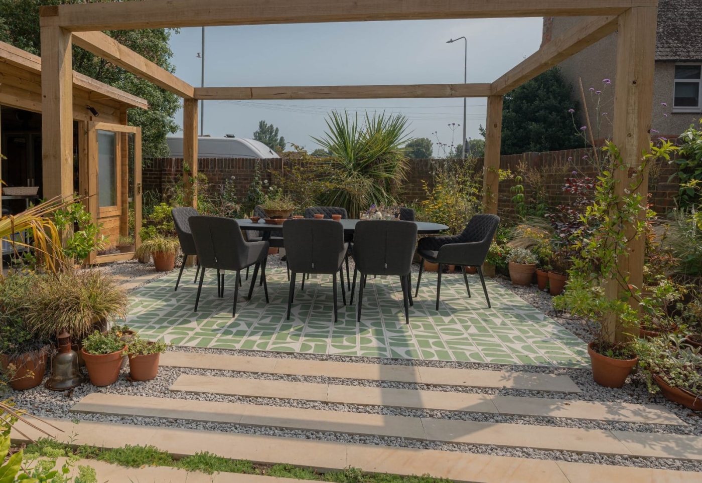 Garden design in Hythe