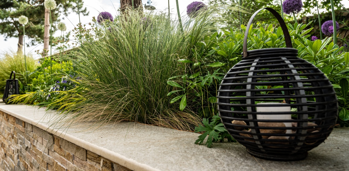 Garden design in Ashford