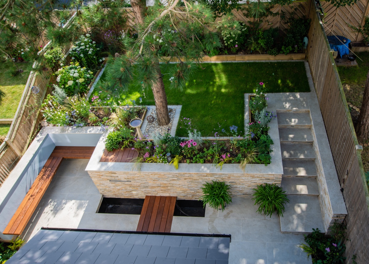Garden design in Ashford