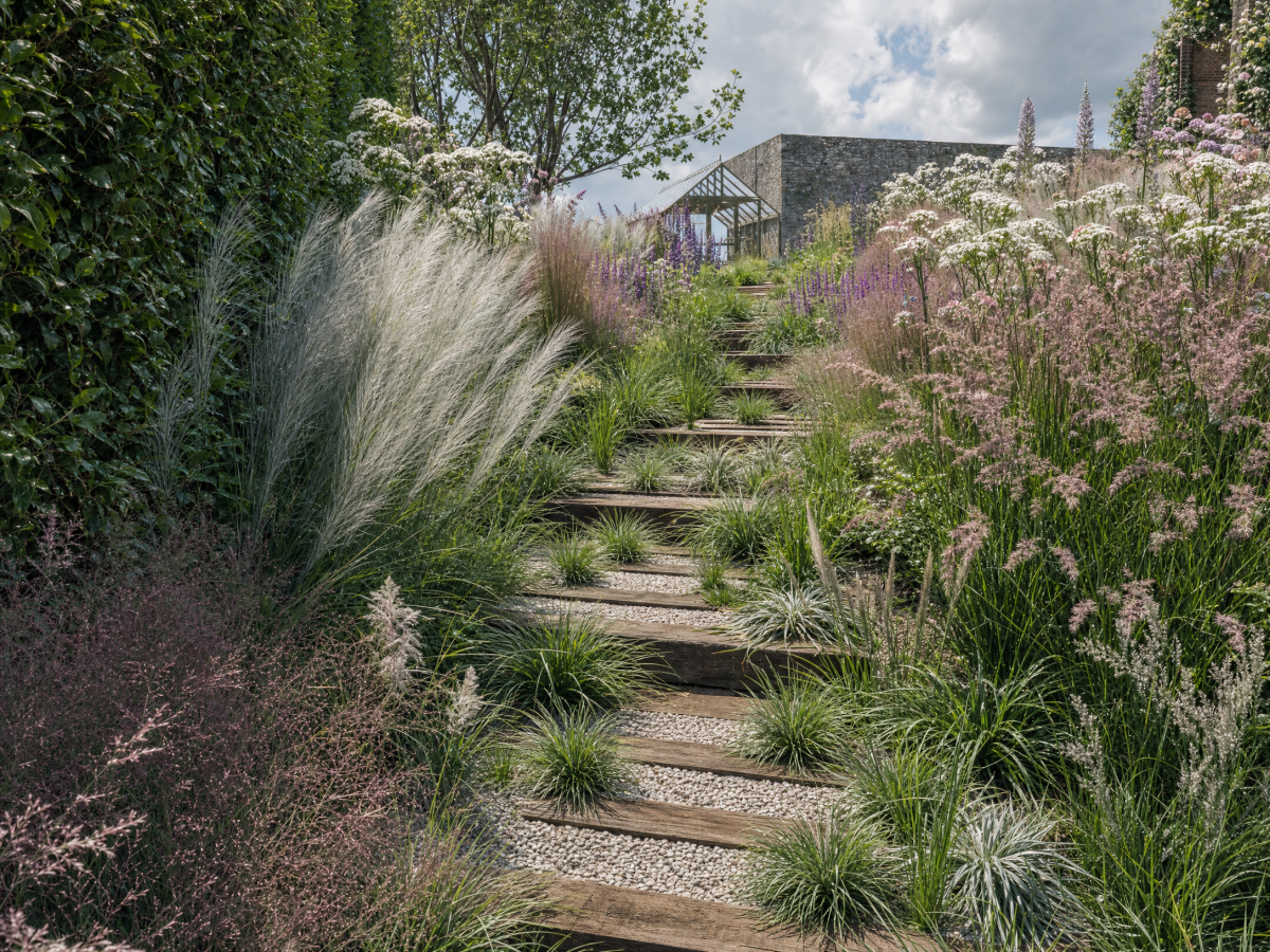 Garden design in Faversham