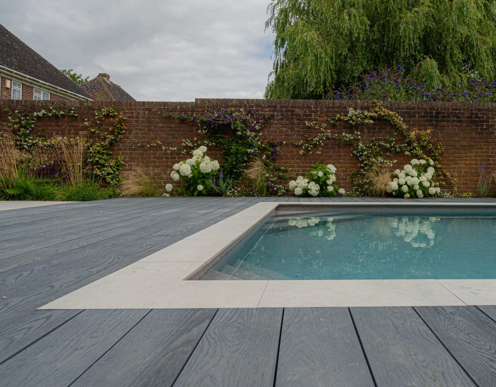 Garden designers in Kent