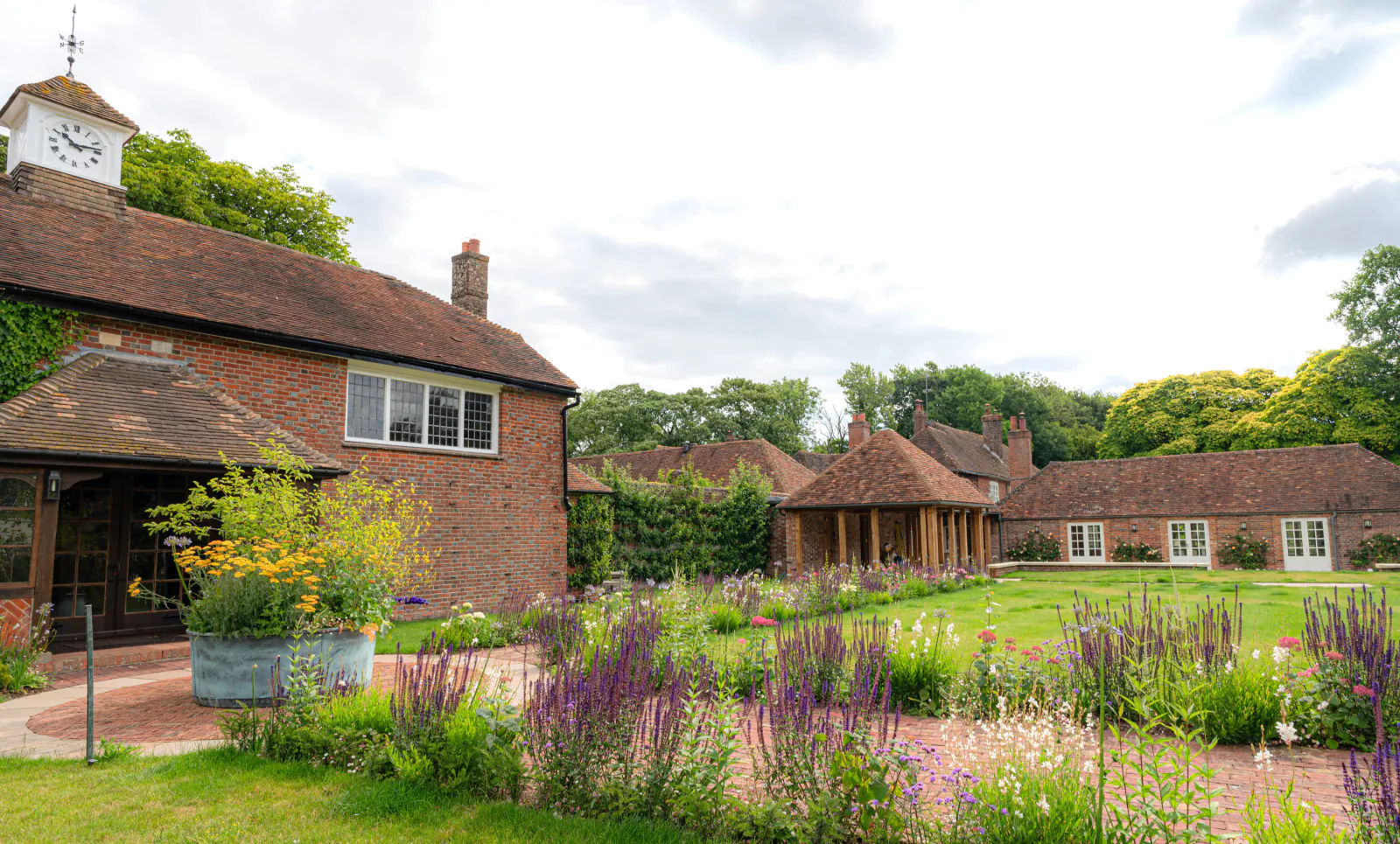 Ivy & Whyte Garden Design - Brighton Garden Design Page Image